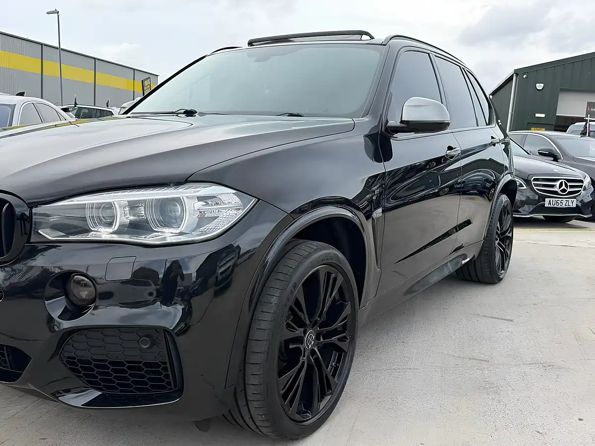 Used 2014 BMW X5 Xdrive Black - Interior and Exterior details 4