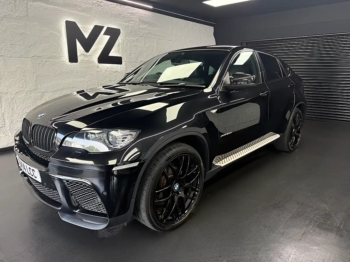 Used 2014 BMW X6 Dynamic Black - Interior and Exterior details 12