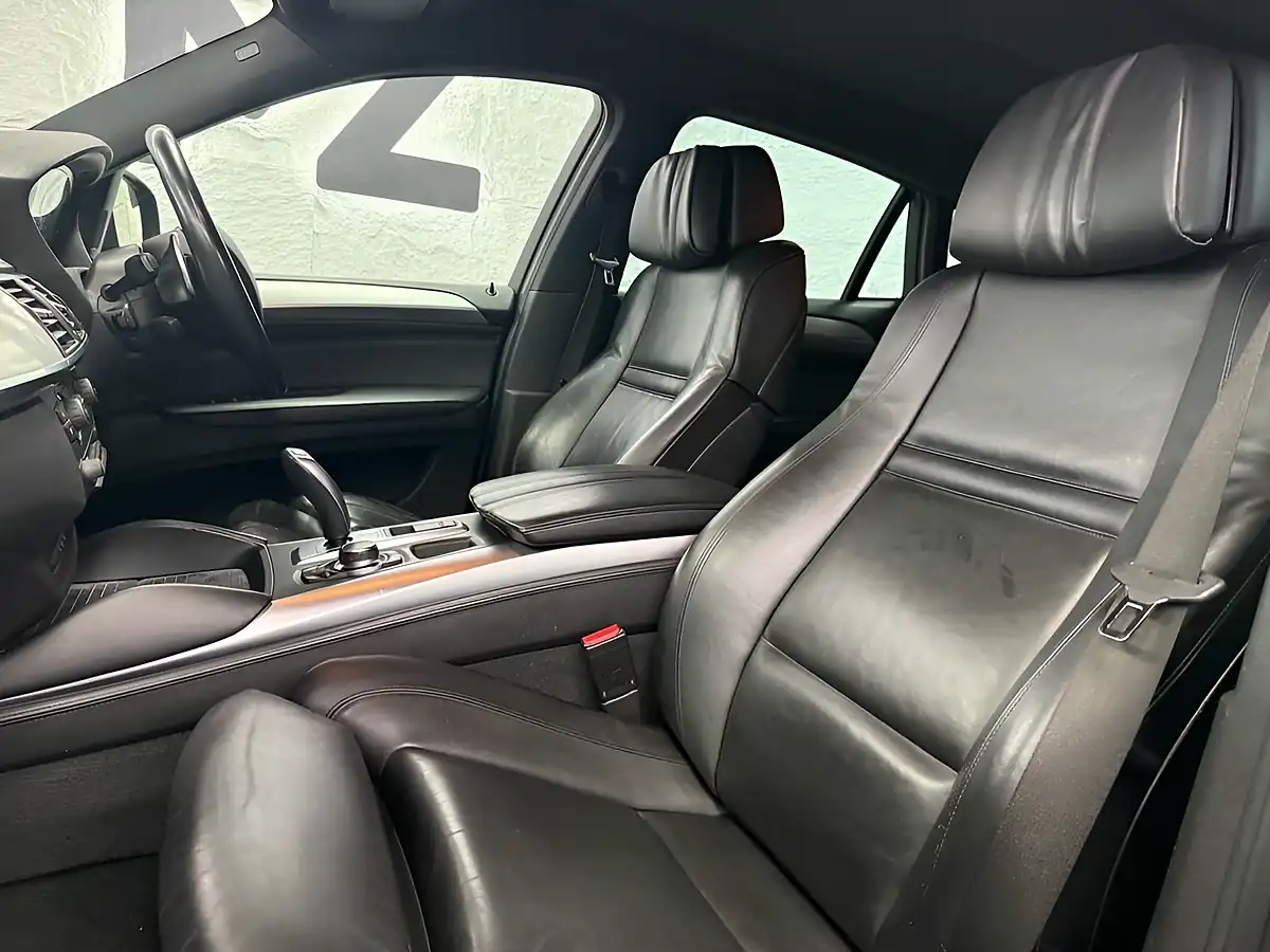 Used 2014 BMW X6 Dynamic Black - Interior and Exterior details 17