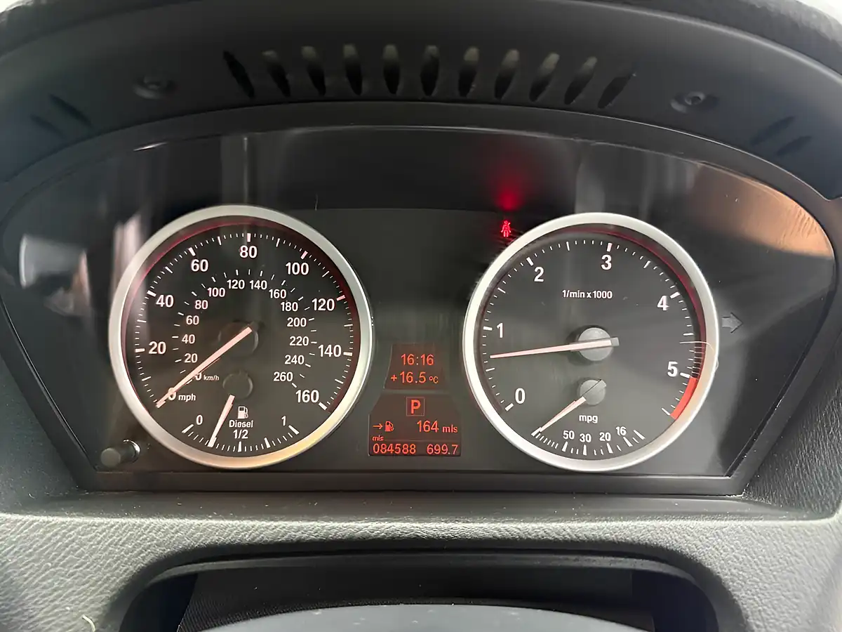 Used 2014 BMW X6 Dynamic Black - Interior and Exterior details 19