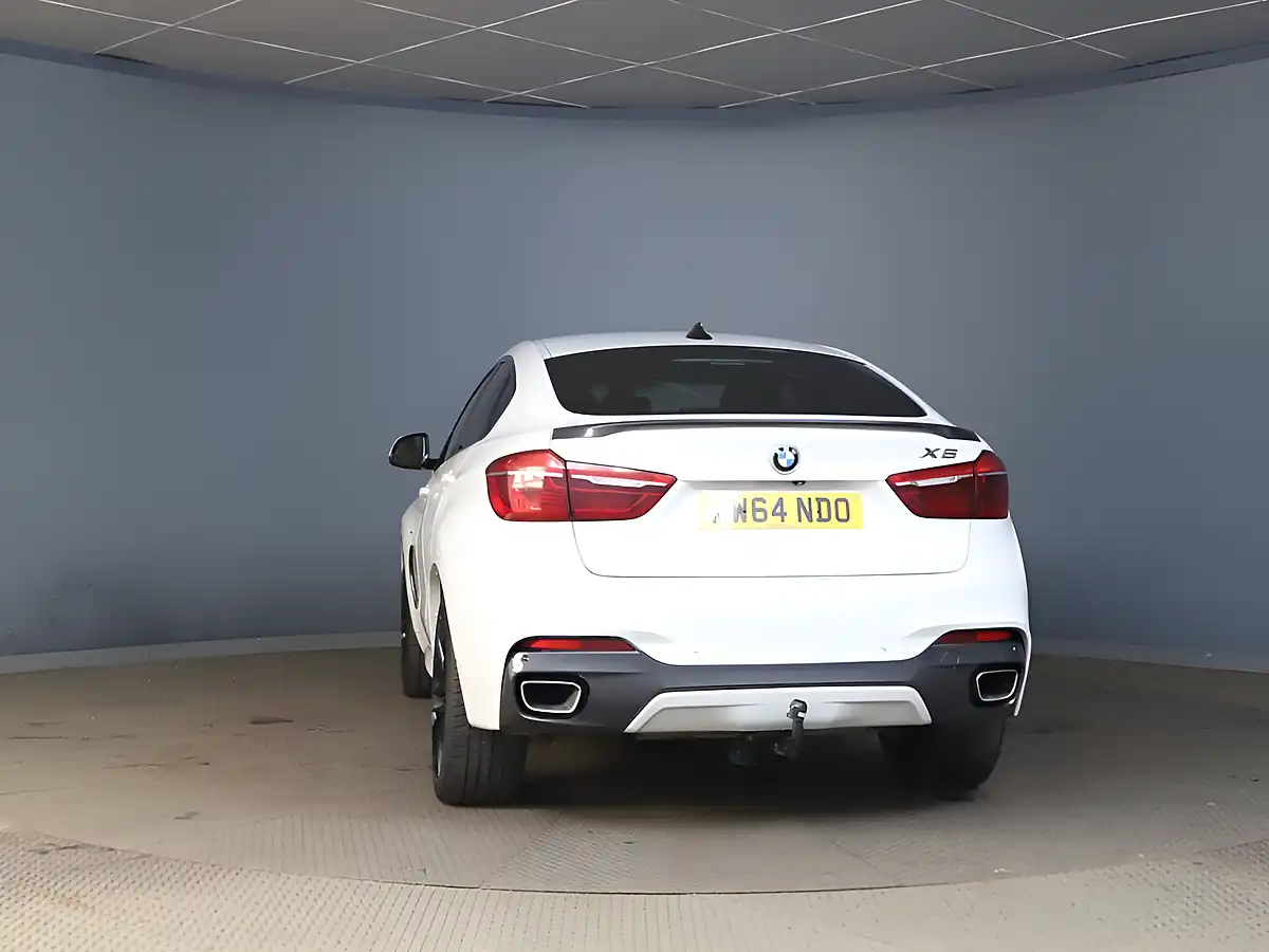 Used 2014 BMW X6 M Sport White - Interior and Exterior details 10
