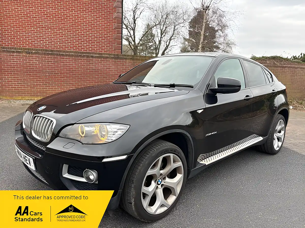Used 2014 BMW X6 Sapphire Black - Front View