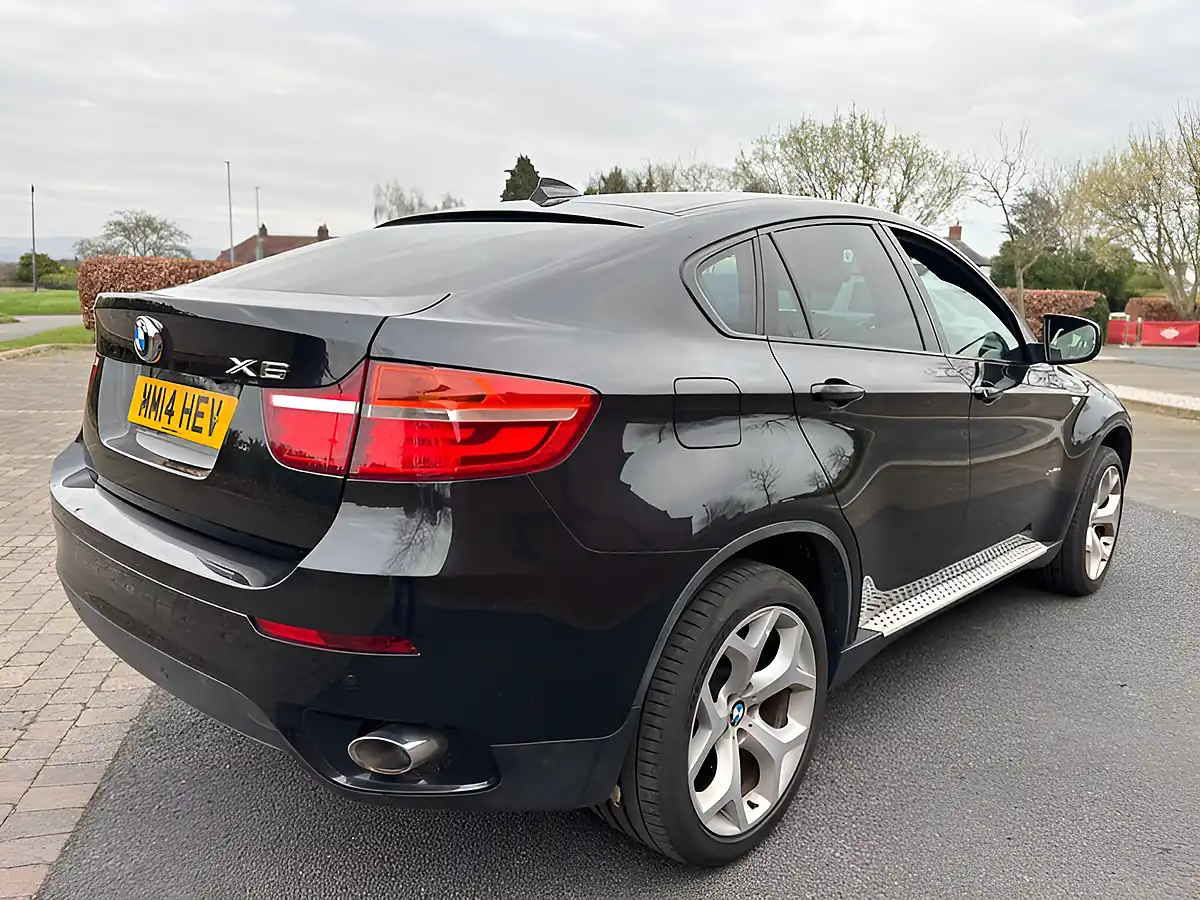 Used 2014 BMW X6 Sapphire Black - Interior and Exterior details 6