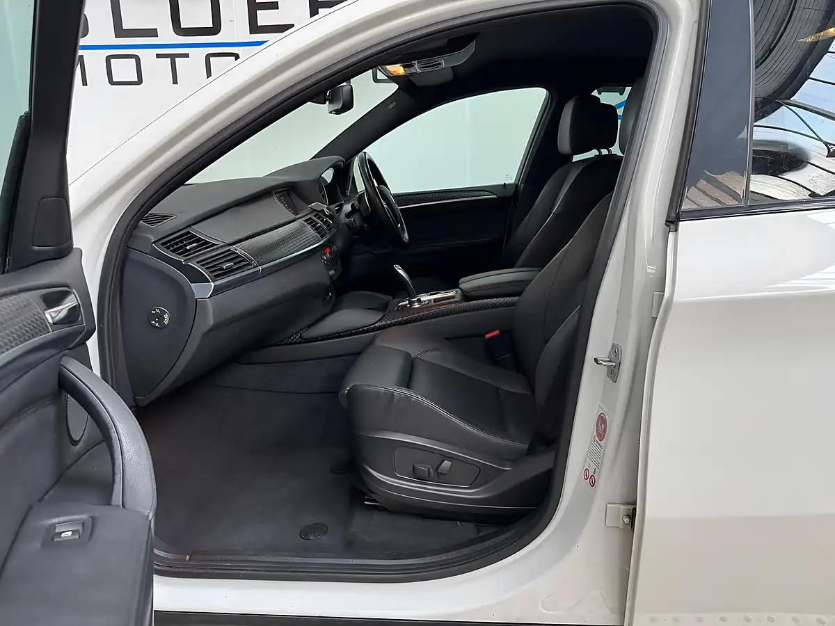 Used 2014 BMW X6 White - Interior and Exterior details 9