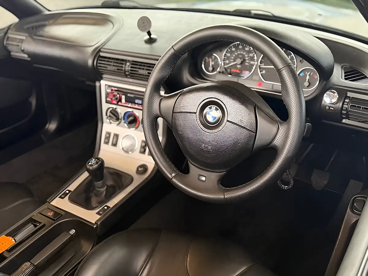 Used 2014 BMW Z3 M Sport Silver - Interior and Exterior details 12