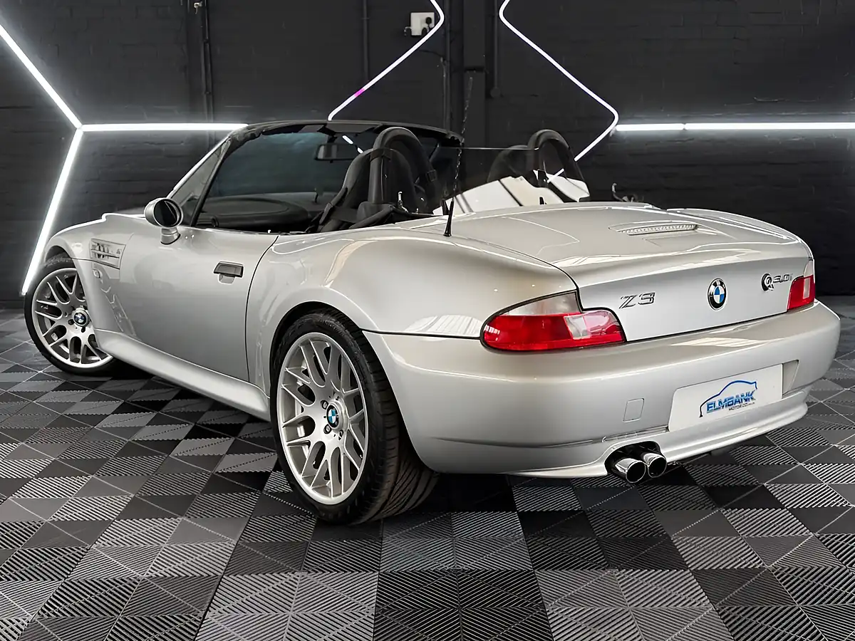 Used 2014 BMW Z3 M Sport Silver - Interior and Exterior details 13
