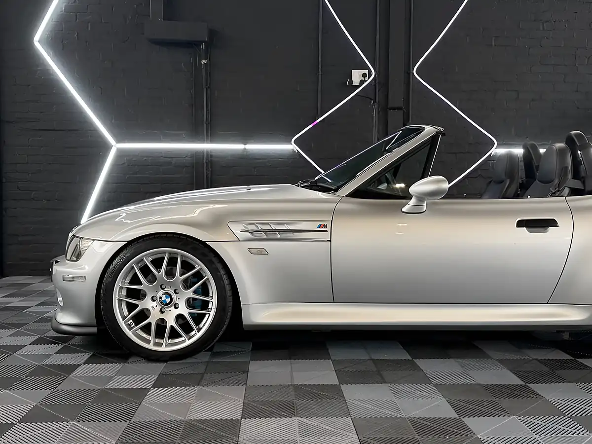 Used 2014 BMW Z3 M Sport Silver - Interior and Exterior details 3