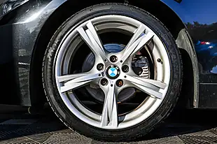 Used 2014 BMW Z4 M Sport Black Sapphire - Interior and Exterior details 17