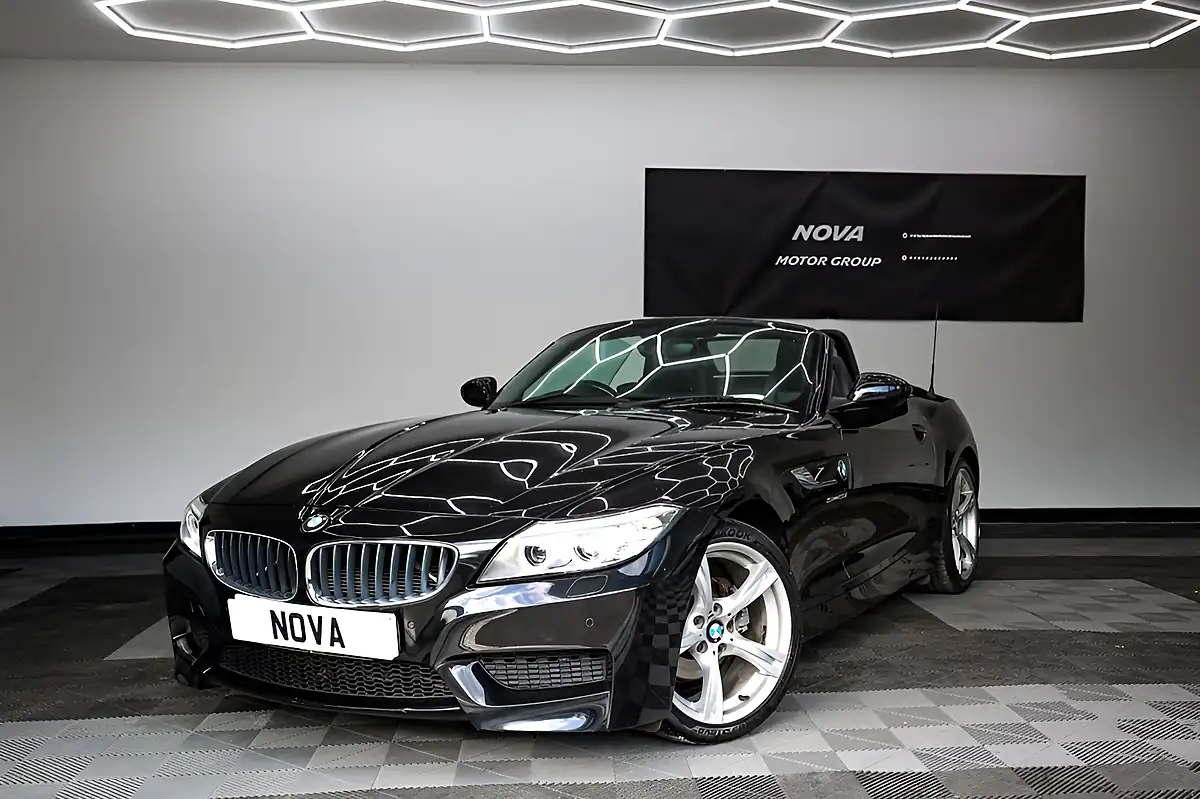 Used 2014 BMW Z4 M Sport Black Sapphire - Interior and Exterior details 2