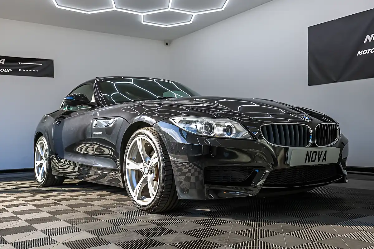Used 2014 BMW Z4 M Sport Black Sapphire - Interior and Exterior details 3
