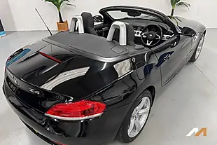 Used 2014 BMW Z4 Sdrive Jet Black - Interior and Exterior details 15