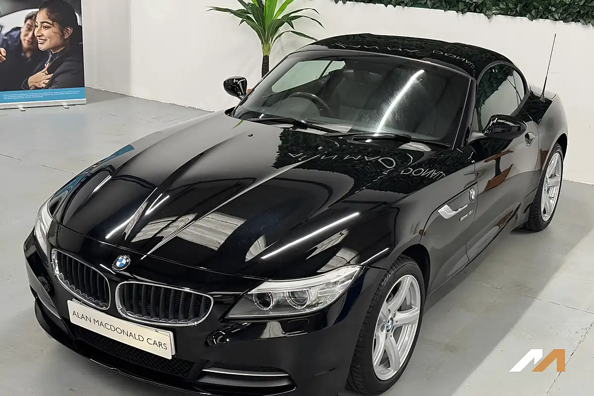 Used 2014 BMW Z4 Sdrive Jet Black - Interior and Exterior details 7