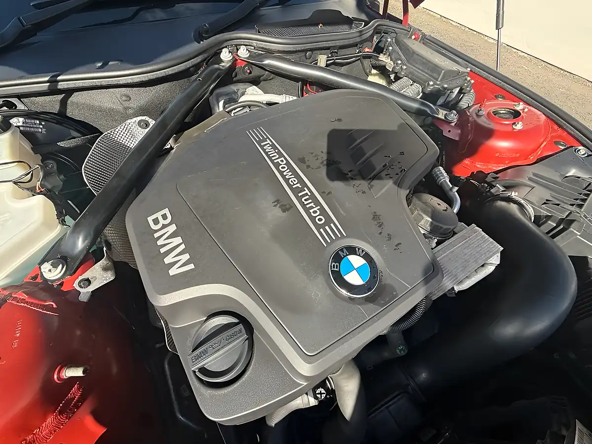 Used 2014 BMW Z4 Sdrive Red - Interior and Exterior details 18