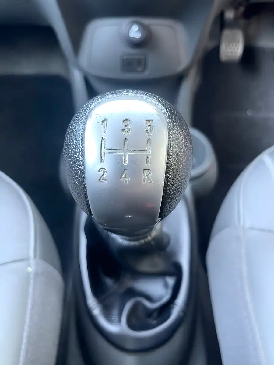 Used 2014 Chevrolet Spark Ltz Red - Interior and Exterior details 15