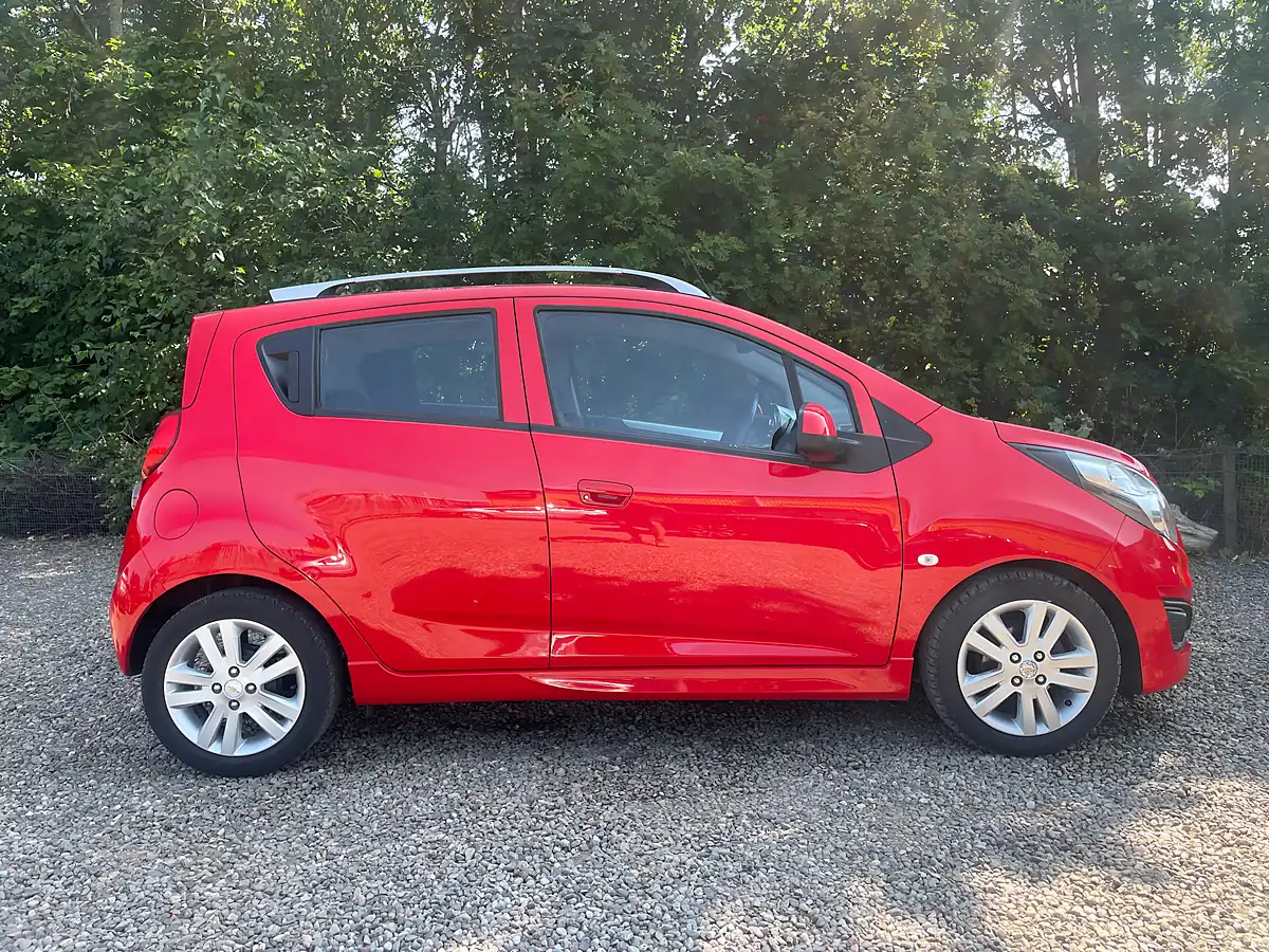 Used 2014 Chevrolet Spark Ltz Red - Interior and Exterior details 5