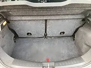Used 2014 Chrysler Ypsilon Silver Grey - Interior and Exterior details 15