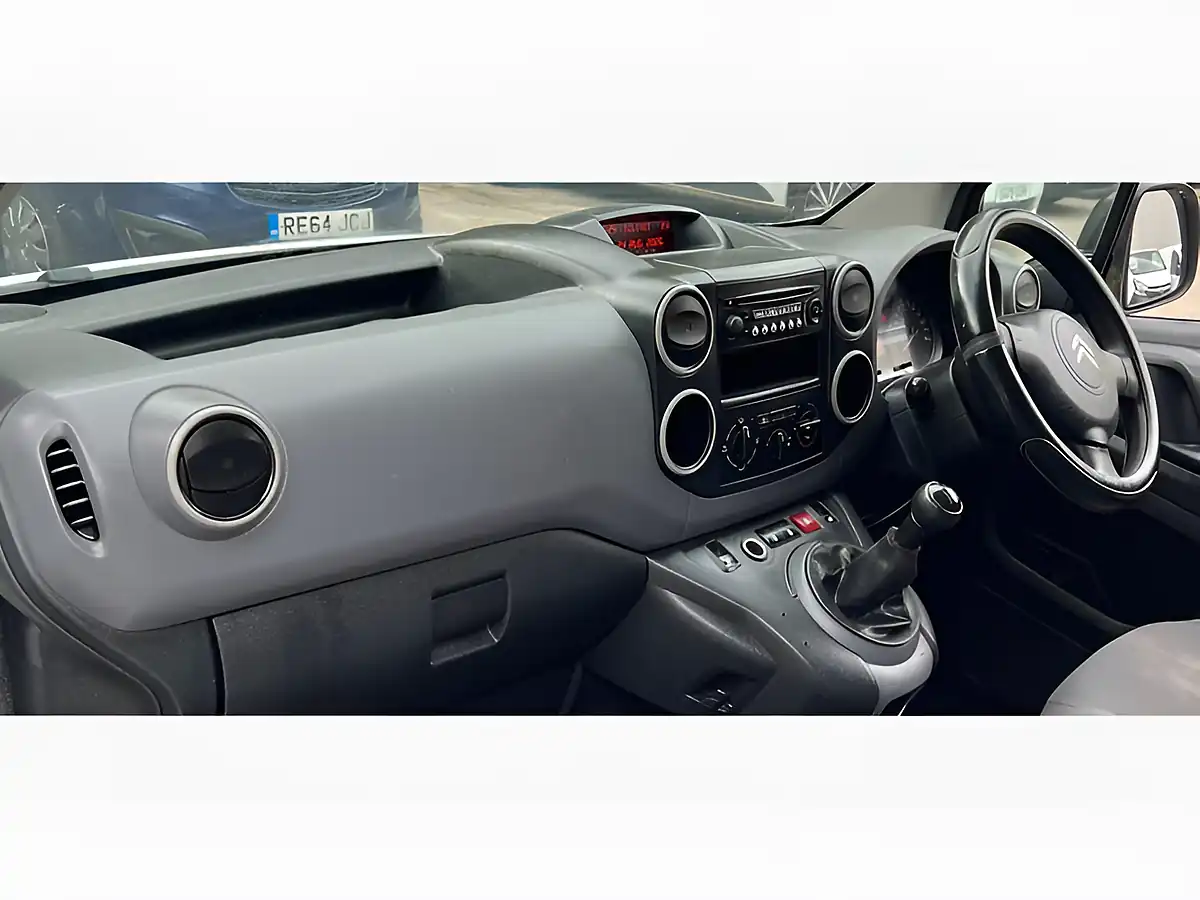 Used 2014 Citroen Berlingo 750 Lx White - Interior and Exterior details 18