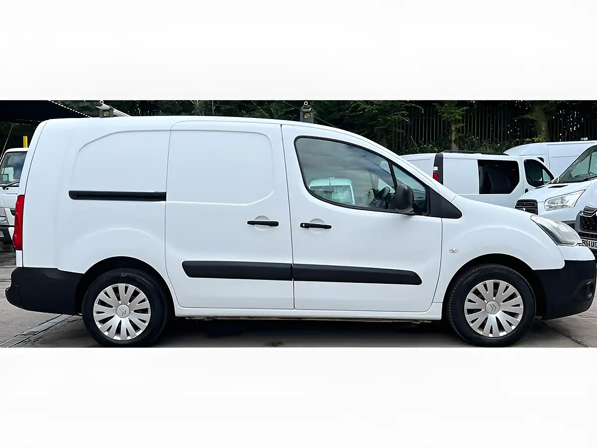 Used 2014 Citroen Berlingo 750 Lx White - Interior and Exterior details 6