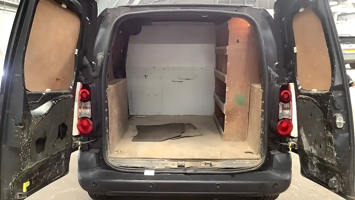 Used 2014 Citroen Berlingo Enterprise Black - Interior and Exterior details 11