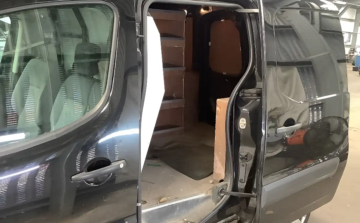 Used 2014 Citroen Berlingo Enterprise Black - Interior and Exterior details 13