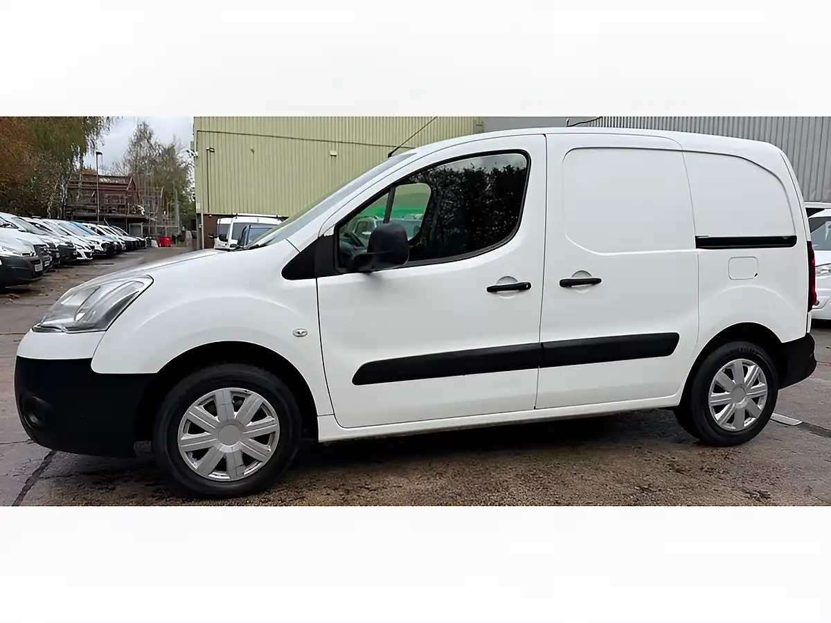Used 2014 Citroen Berlingo Enterprise White - Interior and Exterior details 11
