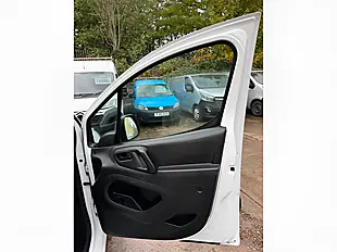 Used 2014 Citroen Berlingo Enterprise White - Interior and Exterior details 13