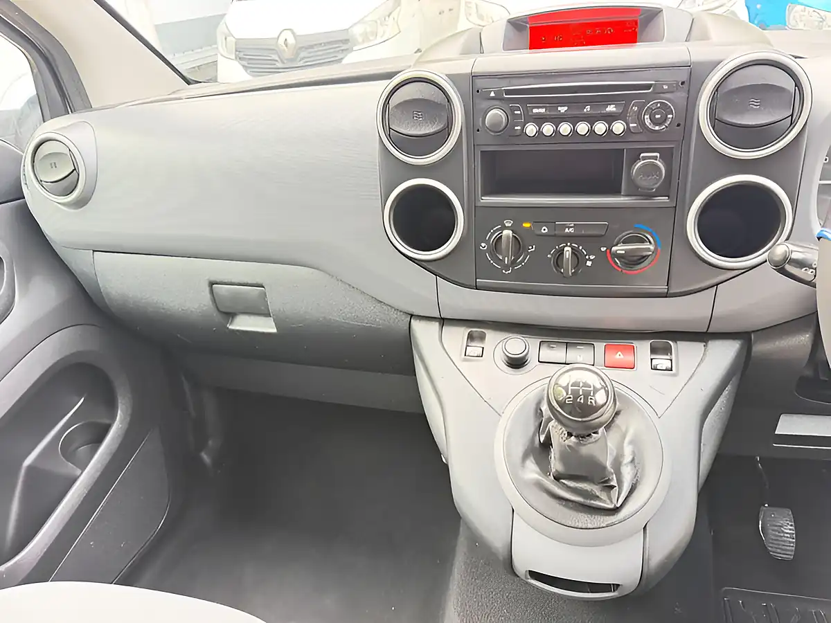 Used 2014 Citroen Berlingo Enterprise White - Interior and Exterior details 15
