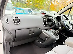 Used 2014 Citroen Berlingo Enterprise White - Interior and Exterior details 17