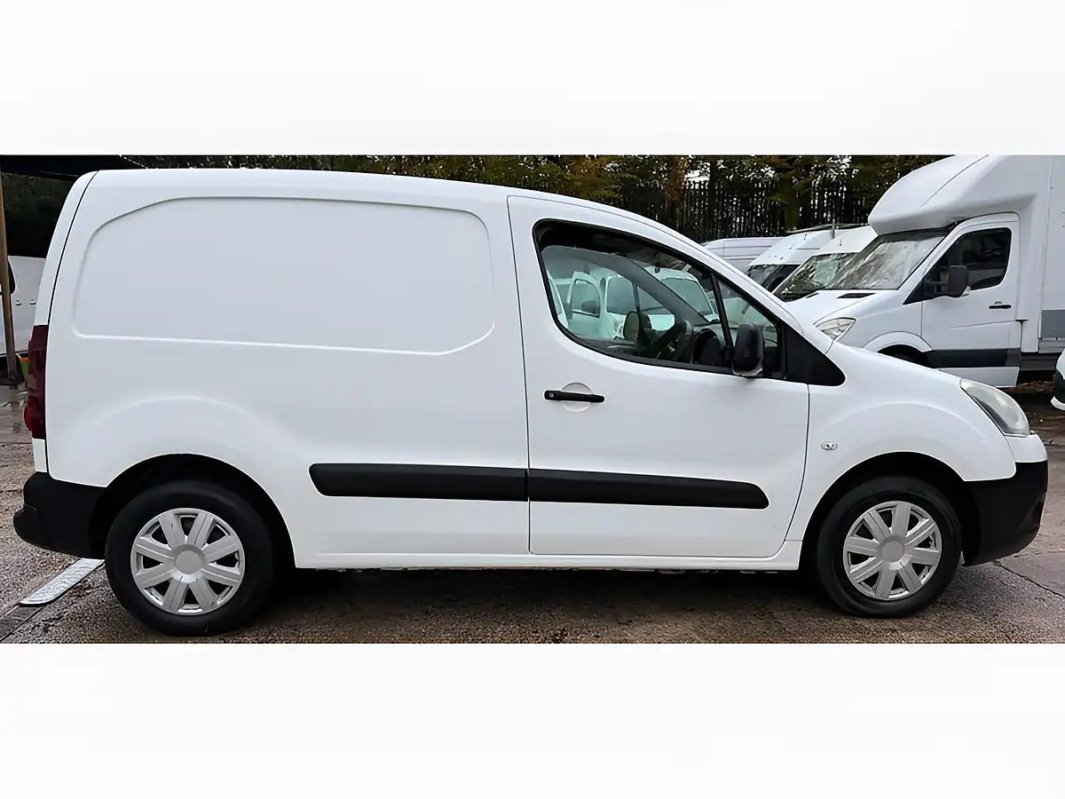 Used 2014 Citroen Berlingo Enterprise White - Interior and Exterior details 5