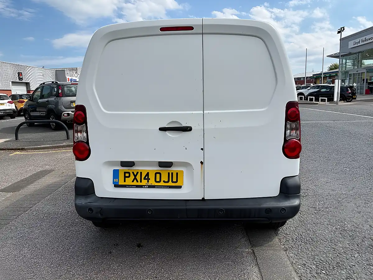 Used 2014 Citroen Berlingo White - Interior and Exterior details 7