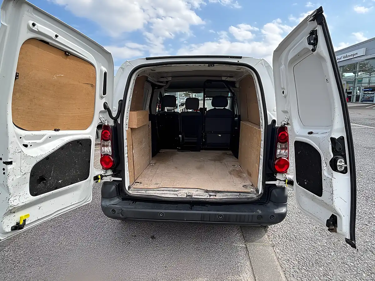 Used 2014 Citroen Berlingo White - Interior and Exterior details 8
