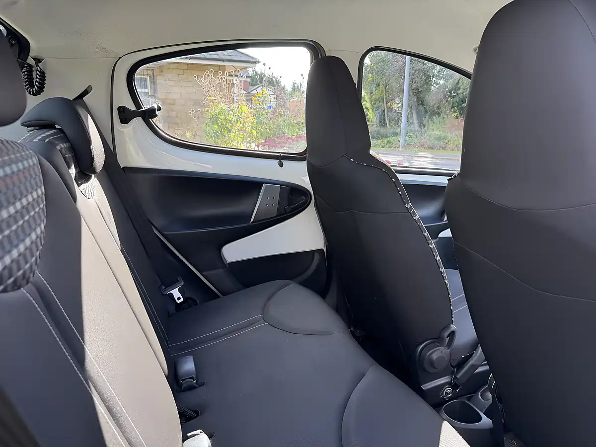 Used 2014 Citroen C1 Edition White - Interior and Exterior details 15