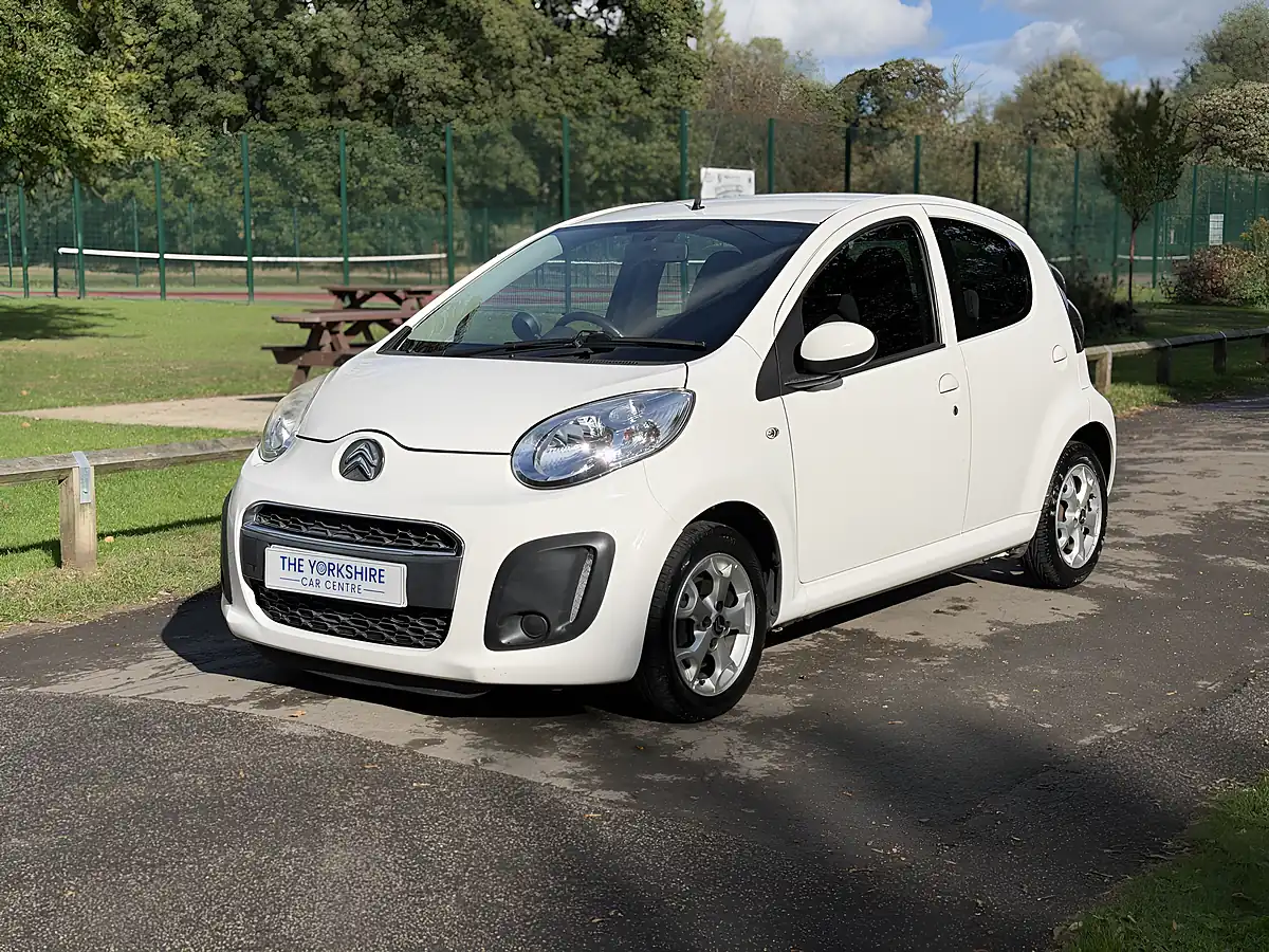 Used 2014 Citroen C1 Edition White - Interior and Exterior details 7