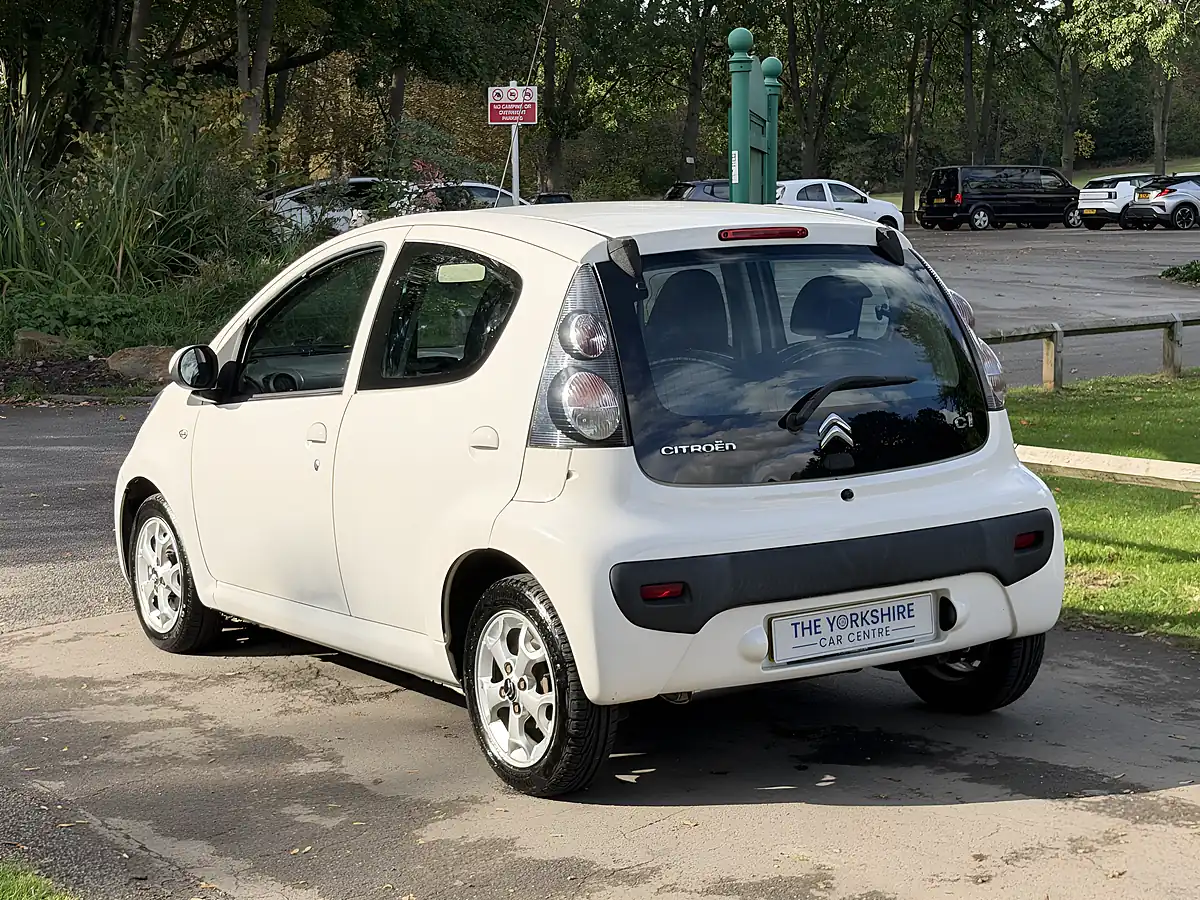 Used 2014 Citroen C1 Edition White - Interior and Exterior details 9