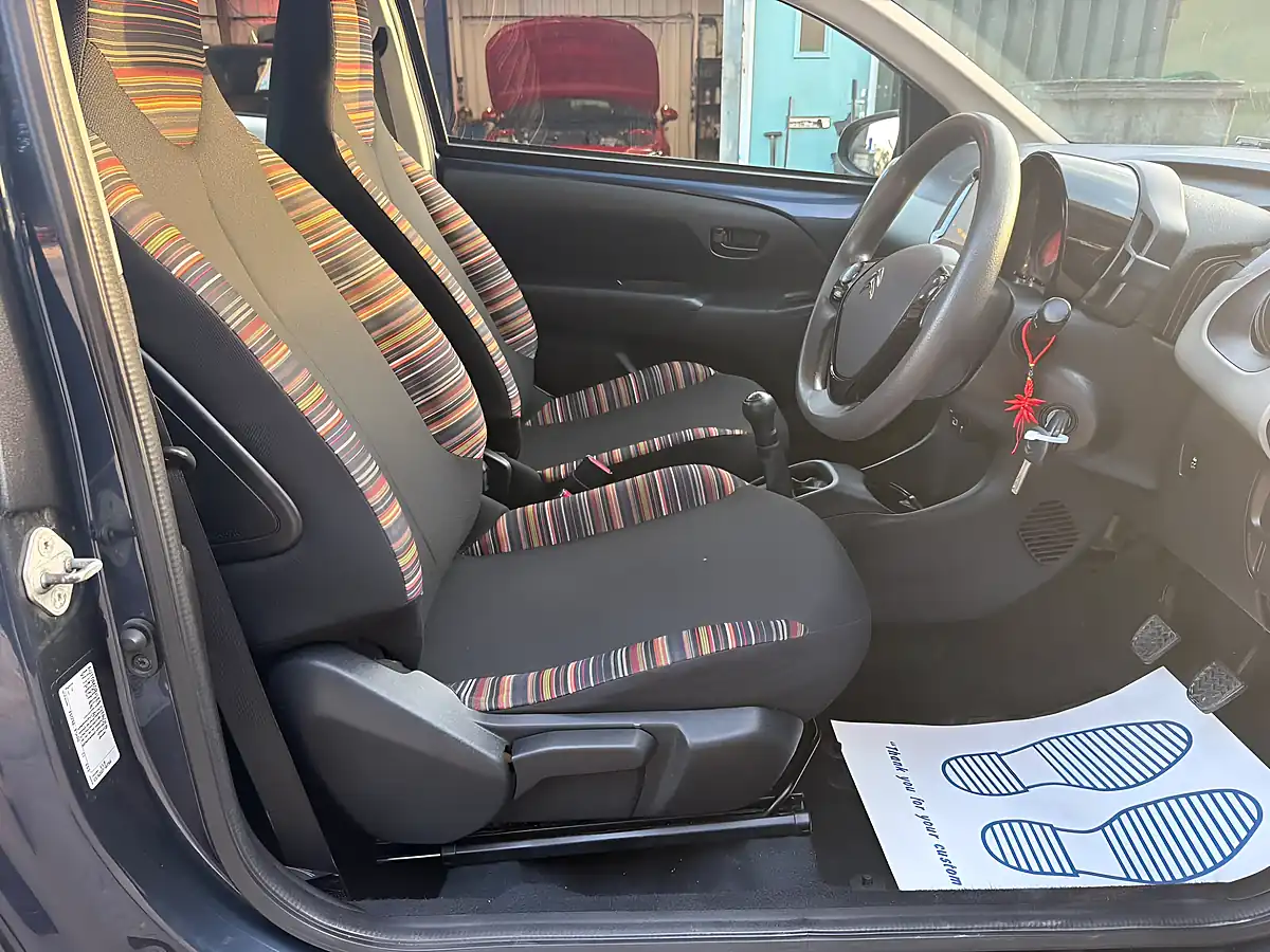 Used 2014 Citroen C1 Feel Blue - Interior and Exterior details 10