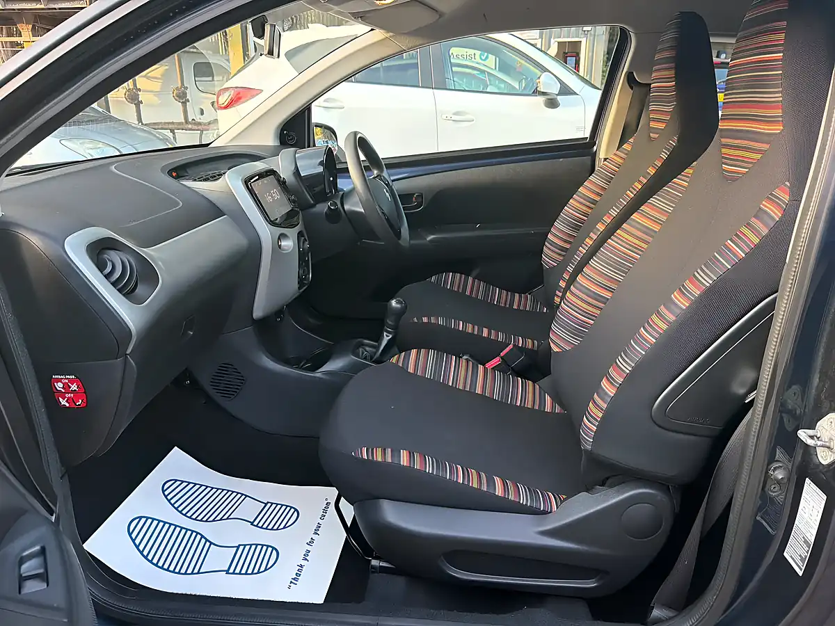Used 2014 Citroen C1 Feel Blue - Interior and Exterior details 14