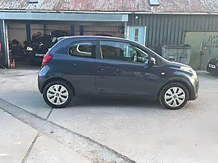 Used 2014 Citroen C1 Feel Blue - Interior and Exterior details 9