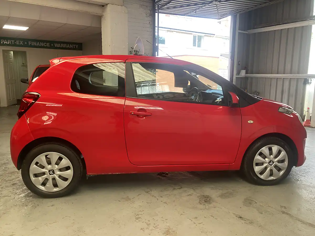 Used 2014 Citroen C1 Feel Red - Interior and Exterior details 8