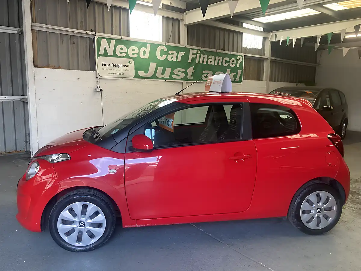Used 2014 Citroen C1 Feel Red - Interior and Exterior details 9
