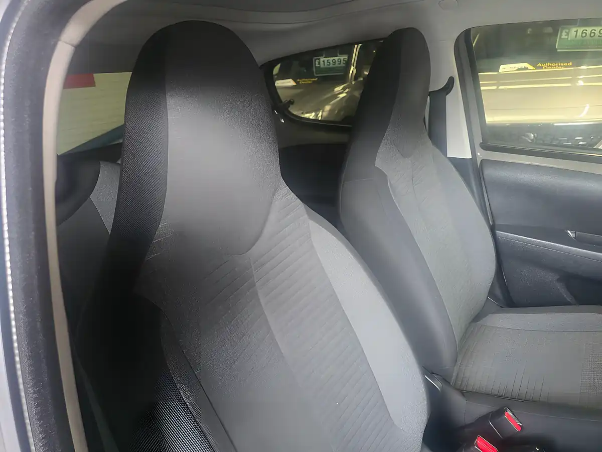 Used 2014 Citroen C1 Flair Airscape Grey - Interior and Exterior details 12