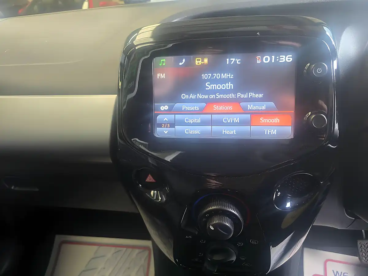 Used 2014 Citroen C1 Flair Airscape Grey - Interior and Exterior details 13