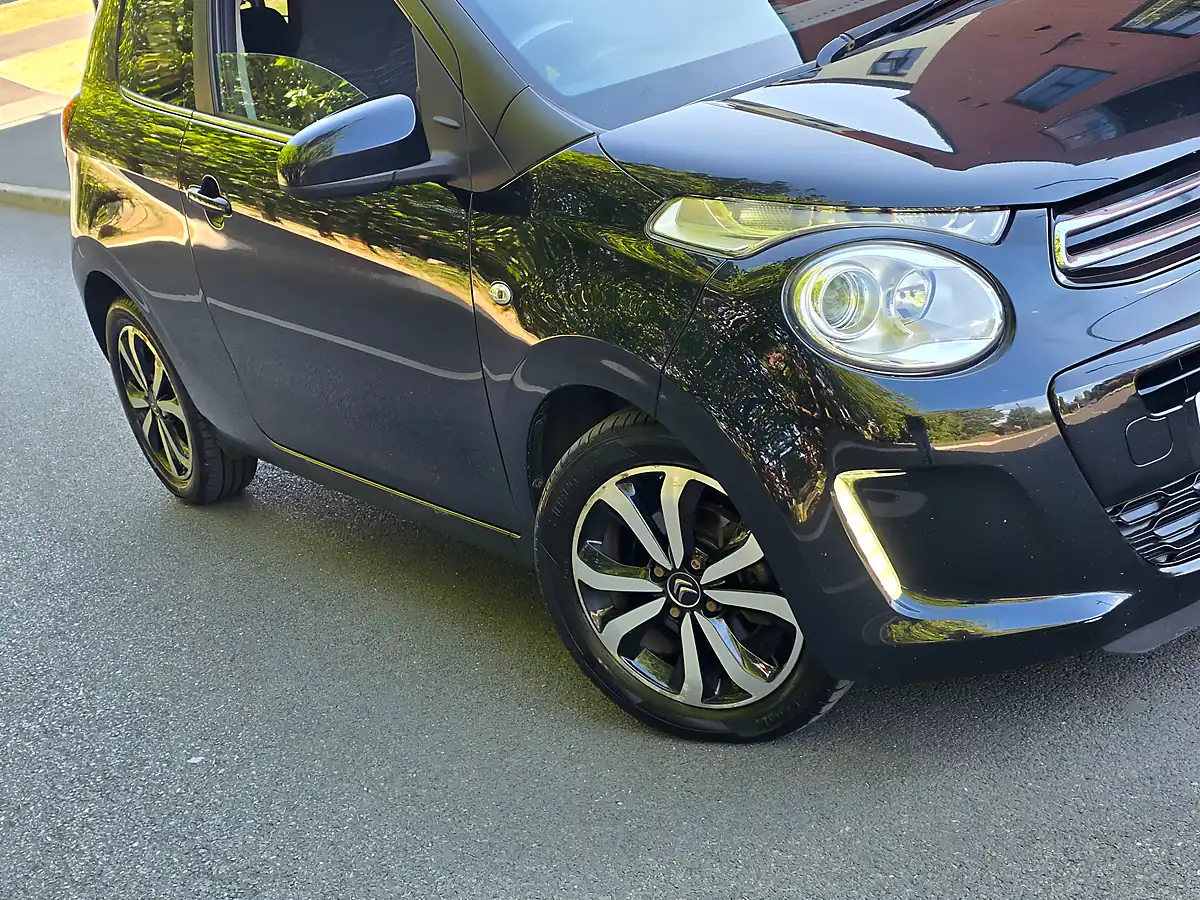 Used 2014 Citroen C1 Flair Black - Interior and Exterior details 18