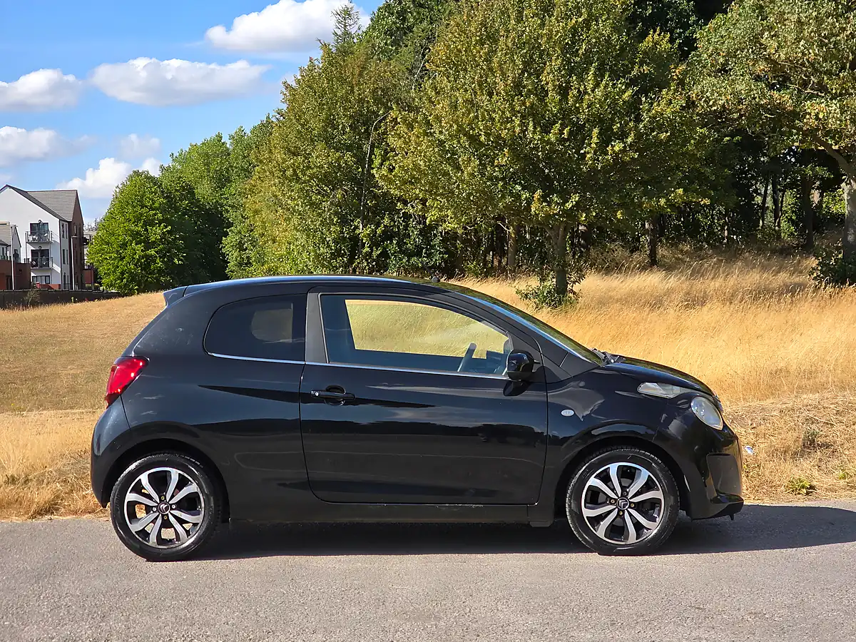Used 2014 Citroen C1 Flair Black - Interior and Exterior details 8