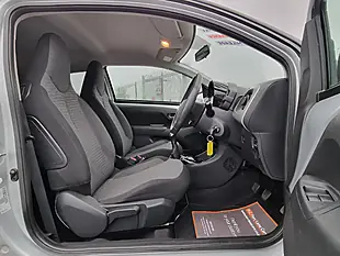 Used 2014 Citroen C1 Flair Gris Silver - Interior and Exterior details 11