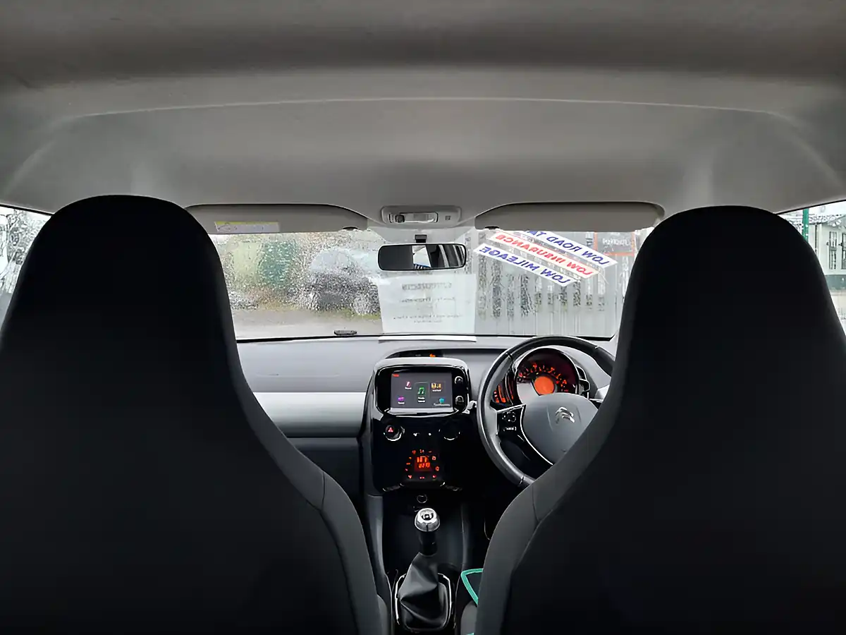 Used 2014 Citroen C1 Flair Gris Silver - Interior and Exterior details 9
