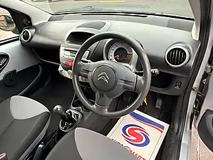 Used 2014 Citroen C1 Vt Grey - Interior and Exterior details 9