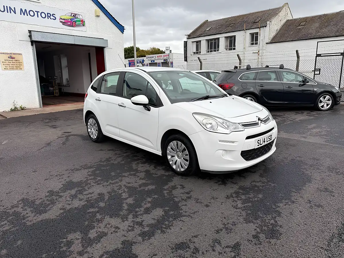 Used 2014 Citroen C3 Airdream Vtr+ White - Interior and Exterior details 3
