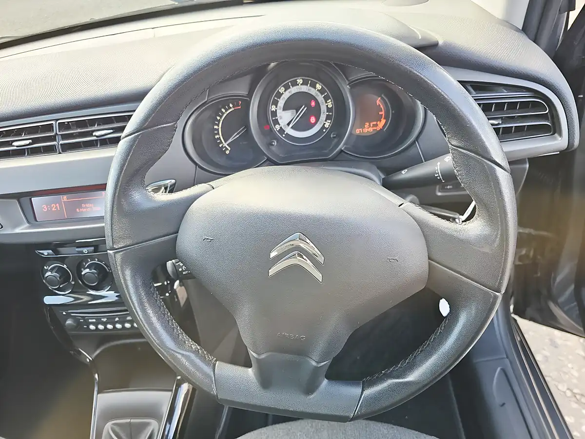 Used 2014 Citroen C3 Grey - Interior and Exterior details 13