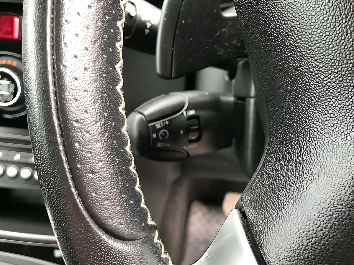 Used 2014 Citroen C3 Picasso Exclusive Ruby Red - Interior and Exterior details 14