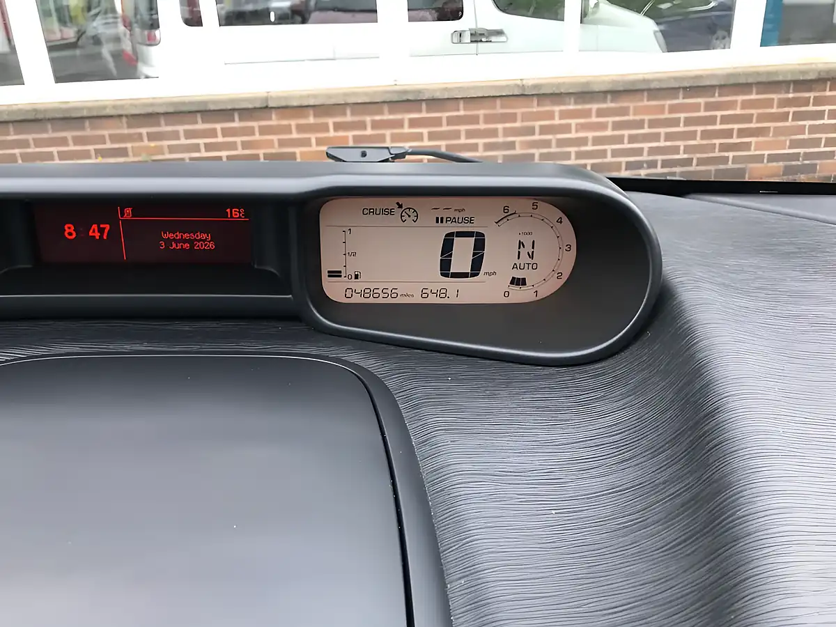 Used 2014 Citroen C3 Picasso Exclusive Ruby Red - Interior and Exterior details 16